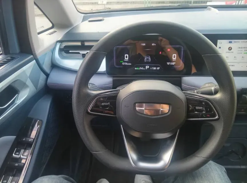 2022 Geometry E BEV 39.4KWH,autocango,china used car exporter,china ev exporter,chinese used car exporter,chinese used ev exporter