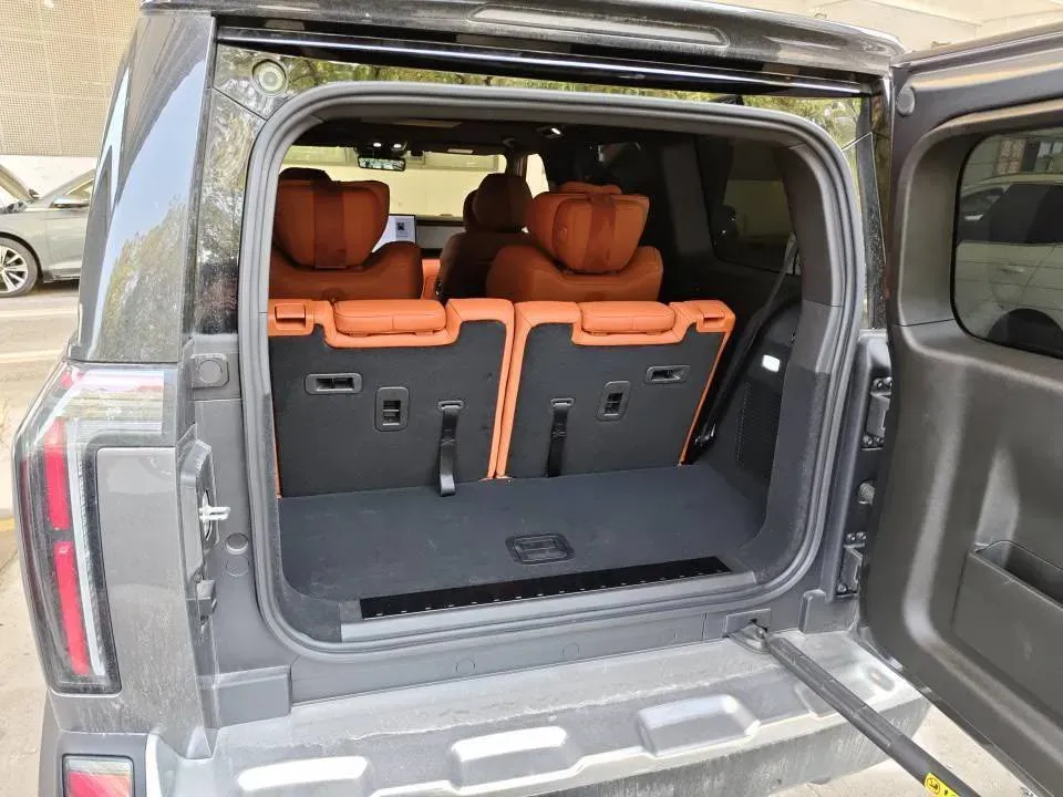 2023 ROXROX 01 1.5T 152HP L4 REEV 56.01KWH,autocango,china used car exporter,china ev exporter,chinese used car exporter,chinese used ev exporter