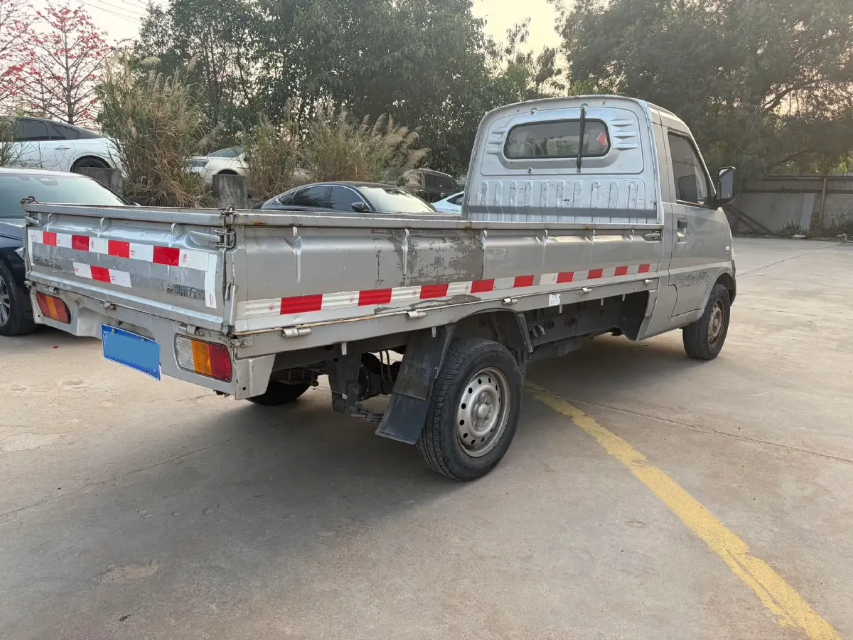 2023 WuLing RongGuang Mini Truck 1.5L 102HP L4 5MT,autocango,china used car exporter,china ev exporter,chinese used car exporter,chinese used ev exporter