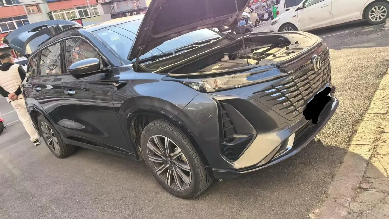 2023 ChangAn CS75 Plus 1.5T 188HP L4 8AT,autocango,china used car exporter,china ev exporter,chinese used car exporter,chinese used ev exporter