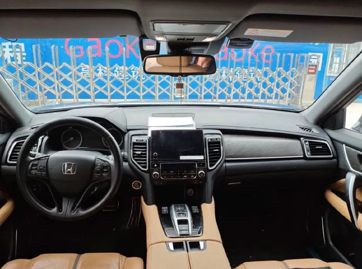 2020 Honda UR-V 2.0T 272HP L4 9AT,autocango,china used car exporter,china ev exporter,chinese used car exporter,chinese used ev exporter