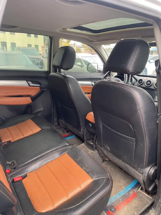 2017 KaiYi X3 1.6L 126HP L4 5MT,autocango,china used car exporter,china ev exporter,chinese used car exporter,chinese used ev exporter