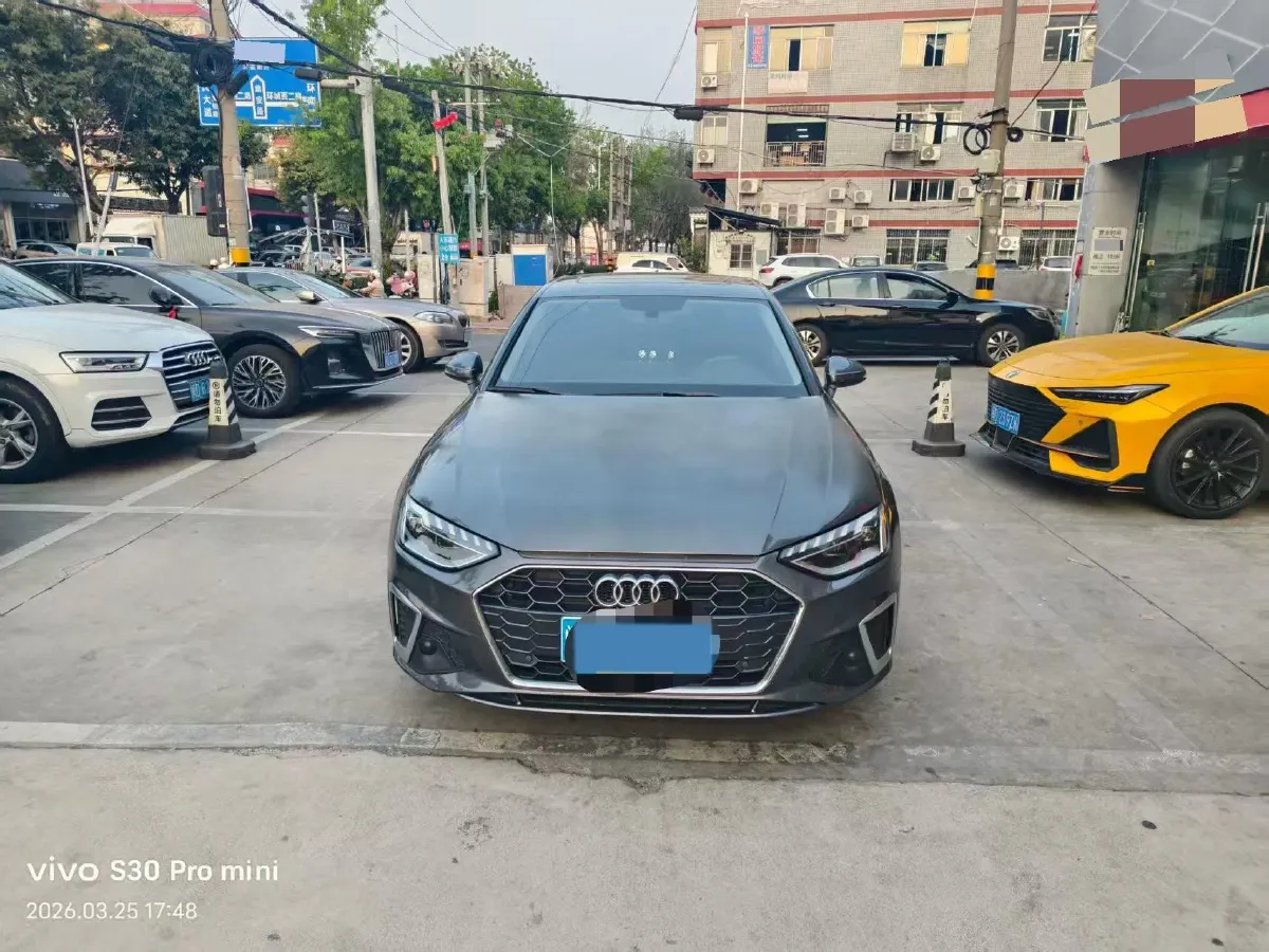 2020 Audi A4L 2.0T 190HP L4 7DCT,autocango,china used car exporter,china ev exporter,chinese used car exporter,chinese used ev exporter