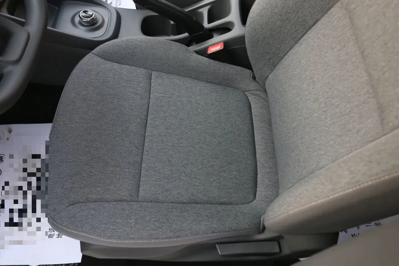 2025 WuLing HongGuang New Energy REEV 99HP REEV,autocango,china used car exporter,china ev exporter,chinese used car exporter,chinese used ev exporter