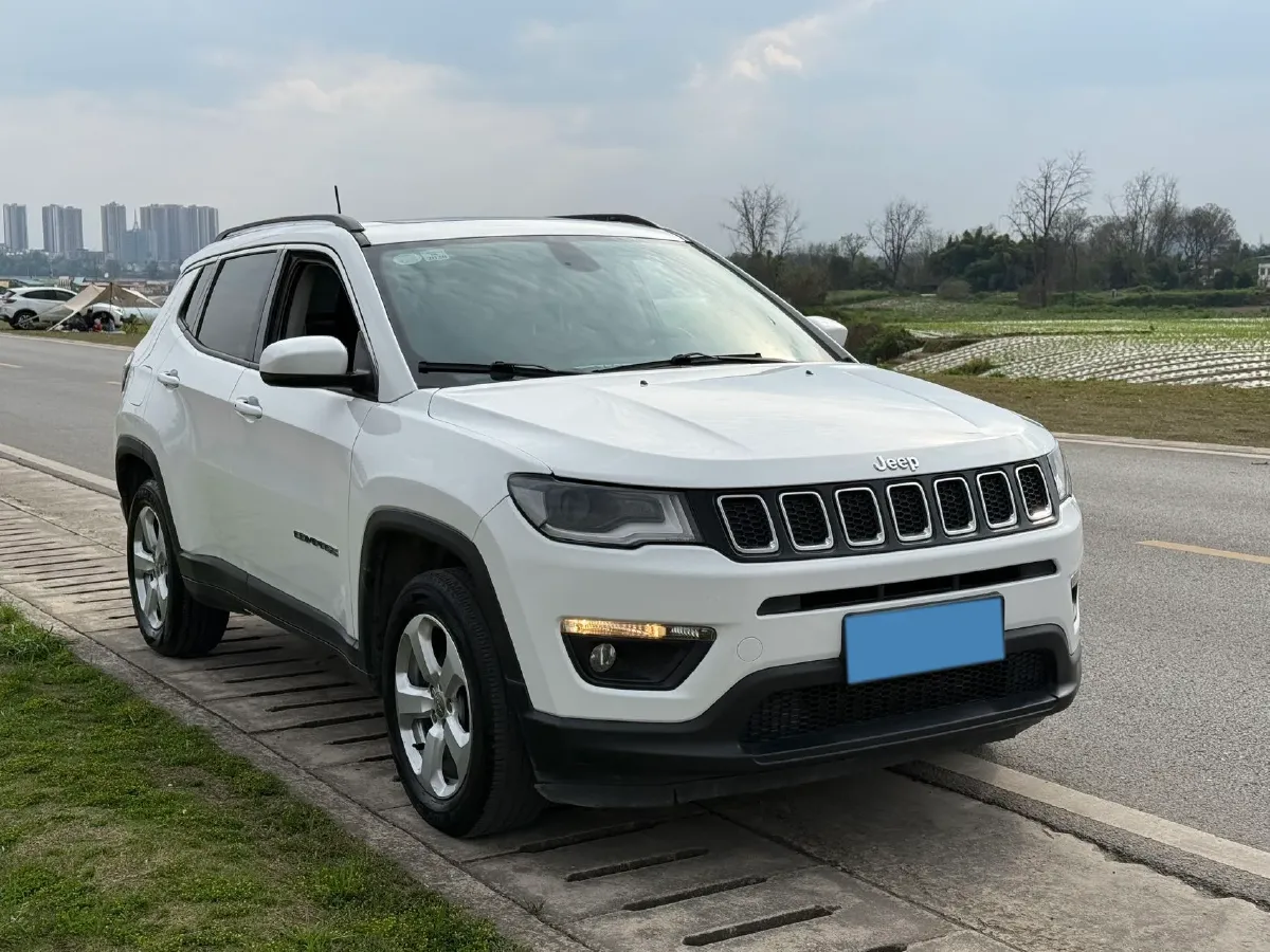 2017 Jeep Compass 1.4T 165HP L4 7DCT,autocango,china used car exporter,china ev exporter,chinese used car exporter,chinese used ev exporter