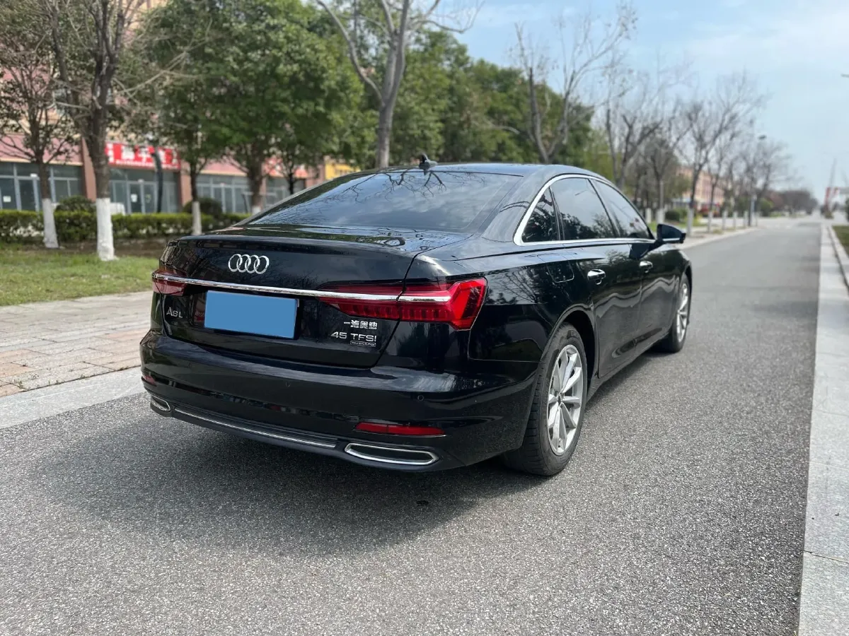 2019 Audi A6L 2.0T 190HP L4 7DCT,autocango,china used car exporter,china ev exporter,chinese used car exporter,chinese used ev exporter