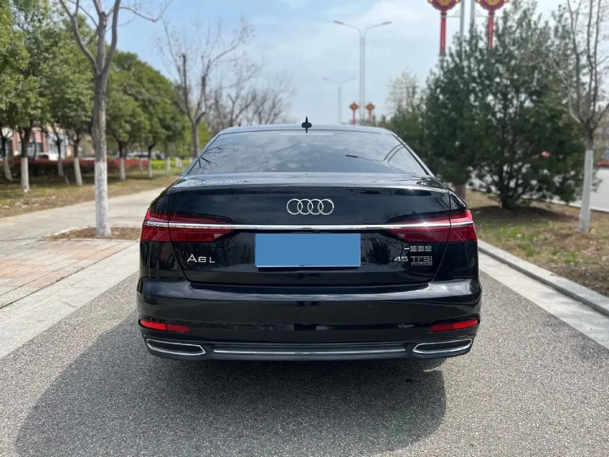 2019 Audi A6L 2.0T 190HP L4 7DCT,autocango,china used car exporter,china ev exporter,chinese used car exporter,chinese used ev exporter