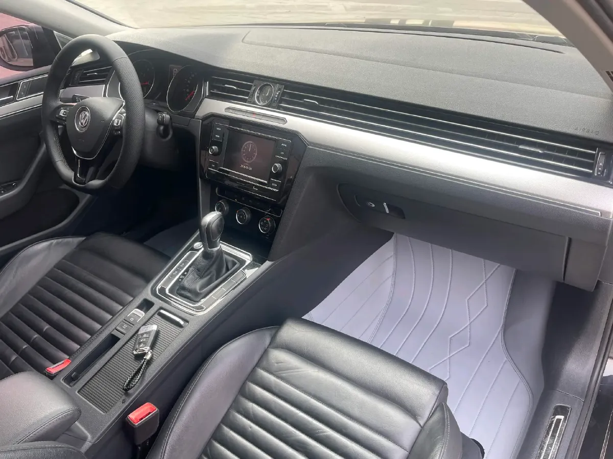 2018 Volkswagen Magotan 1.8T 180HP L4 7DCT,autocango,china used car exporter,china ev exporter,chinese used car exporter,chinese used ev exporter