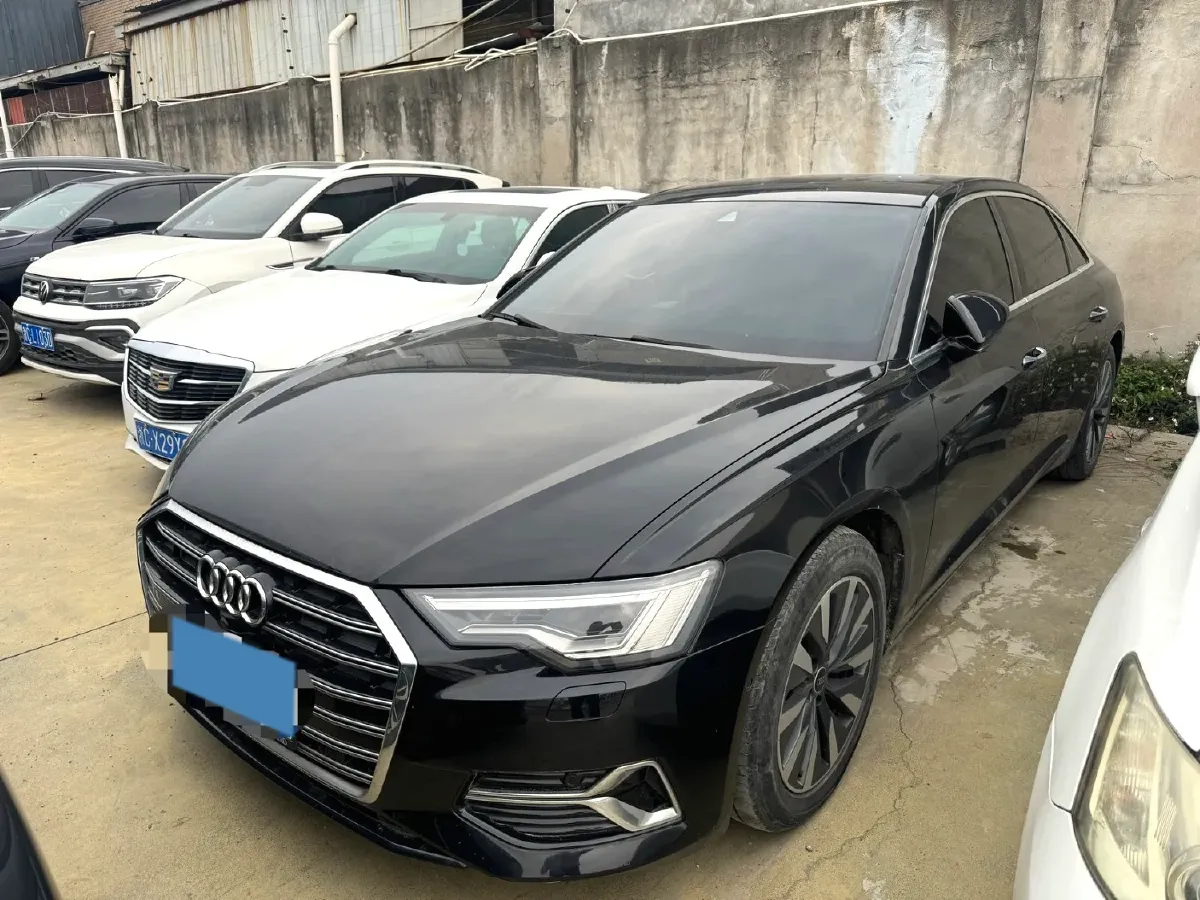 2023 Audi A6L 2.0T 245HP L4 7DCT,autocango,china used car exporter,china ev exporter,chinese used car exporter,chinese used ev exporter