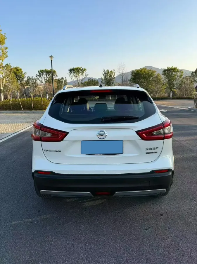 2019 Nissan Qashqai 2.0L 154HP L4 CVT,autocango,china used car exporter,china ev exporter,chinese used car exporter,chinese used ev exporter