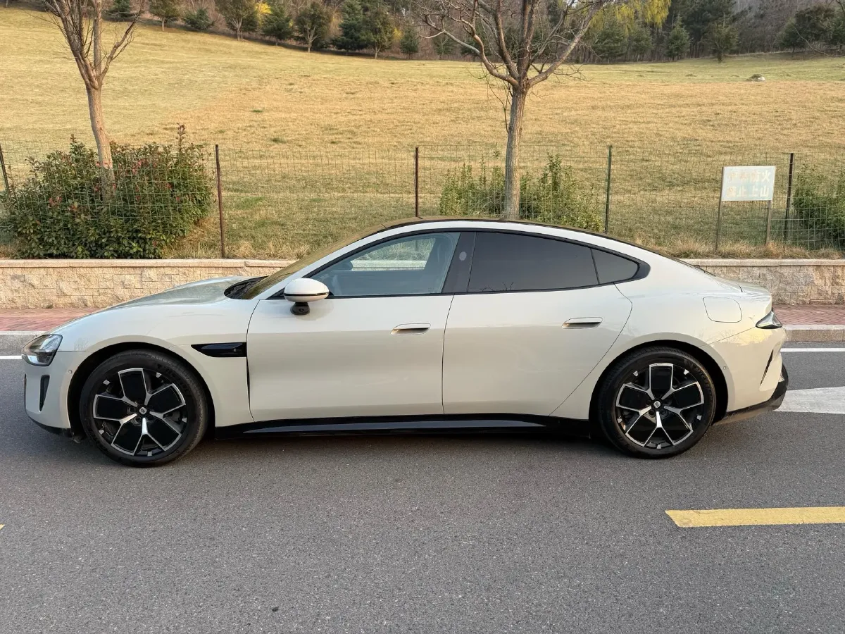 2024 MI SU7 BEV 73.6KWH,autocango,china used car exporter,china ev exporter,chinese used car exporter,chinese used ev exporter