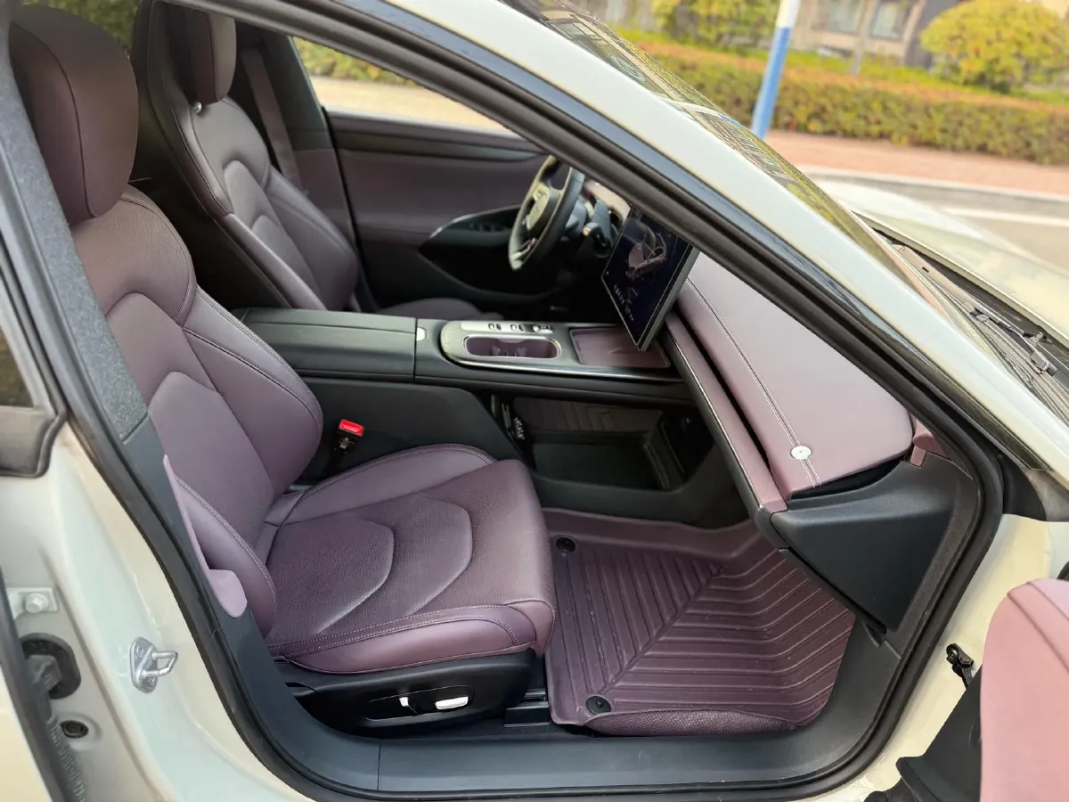 2024 MI SU7 BEV 73.6KWH,autocango,china used car exporter,china ev exporter,chinese used car exporter,chinese used ev exporter