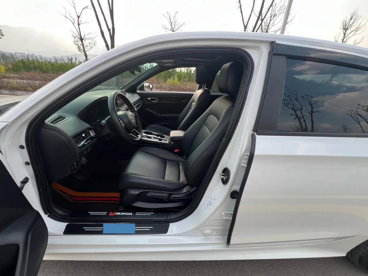 2022 Honda Civic 1.5T 182HP L4 CVT,autocango,china used car exporter,china ev exporter,chinese used car exporter,chinese used ev exporter