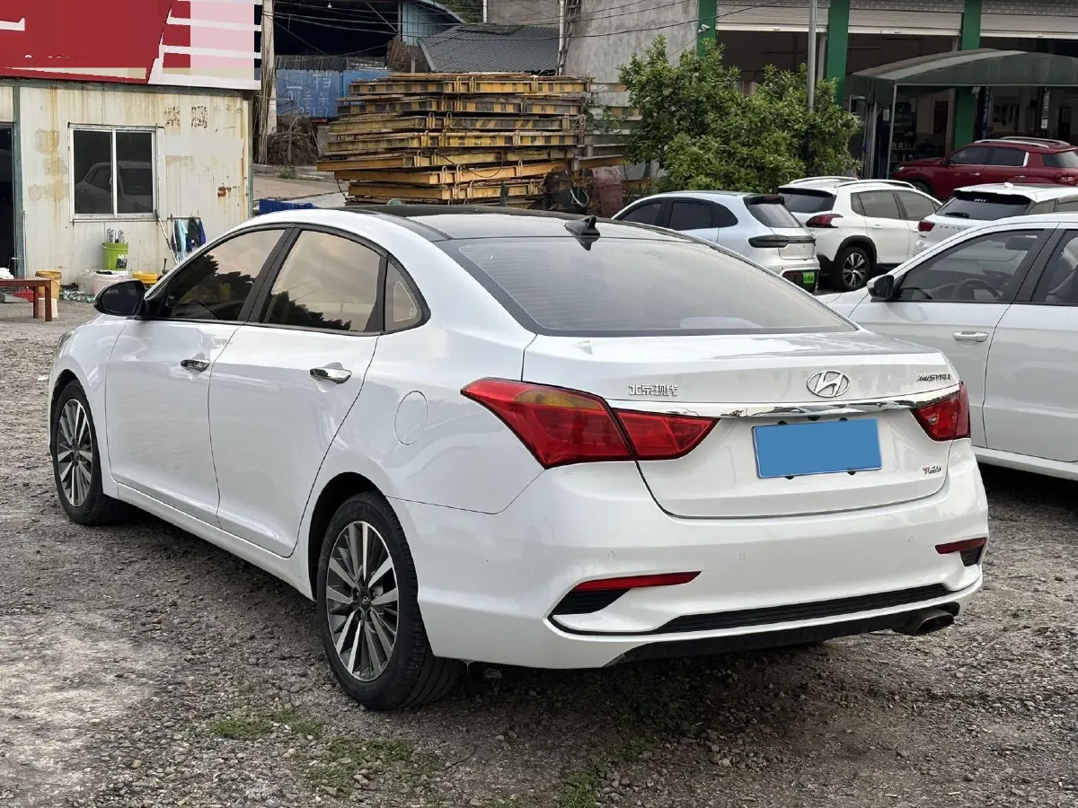 2017 Hyundai Mistra 1.6T 175HP L4 7DCT,autocango,china used car exporter,china ev exporter,chinese used car exporter,chinese used ev exporter
