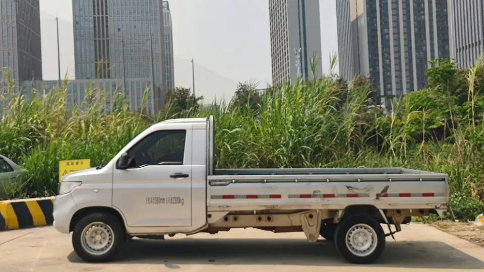 2021 WuLing RongGuang New Truck 1.8L 125HP L4 5MT,autocango,china used car exporter,china ev exporter,chinese used car exporter,chinese used ev exporter