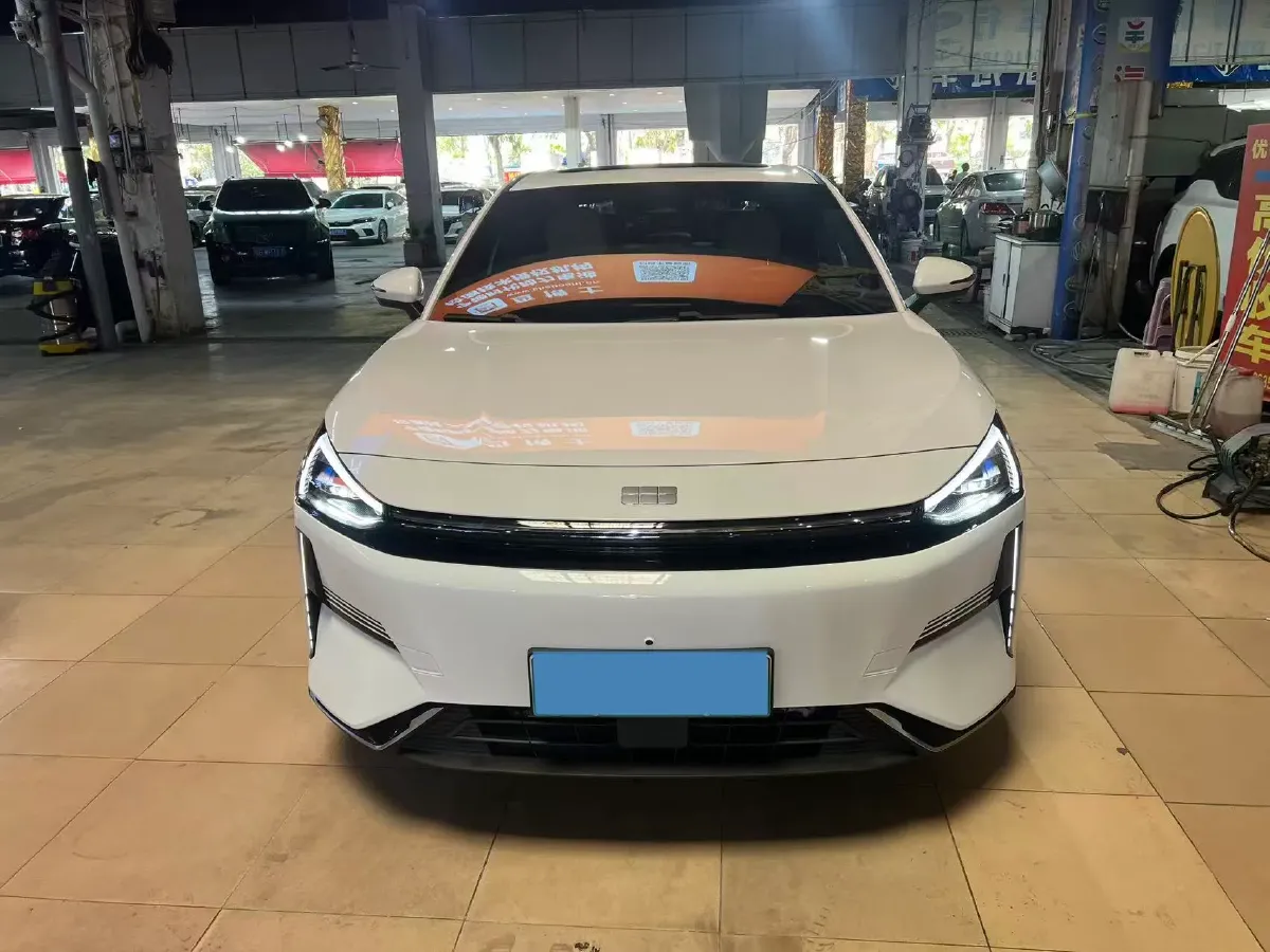 2024 Geely Galaxy L6 1.5T 163HP L4 3DHT PHEV,autocango,china used car exporter,china ev exporter,chinese used car exporter,chinese used ev exporter