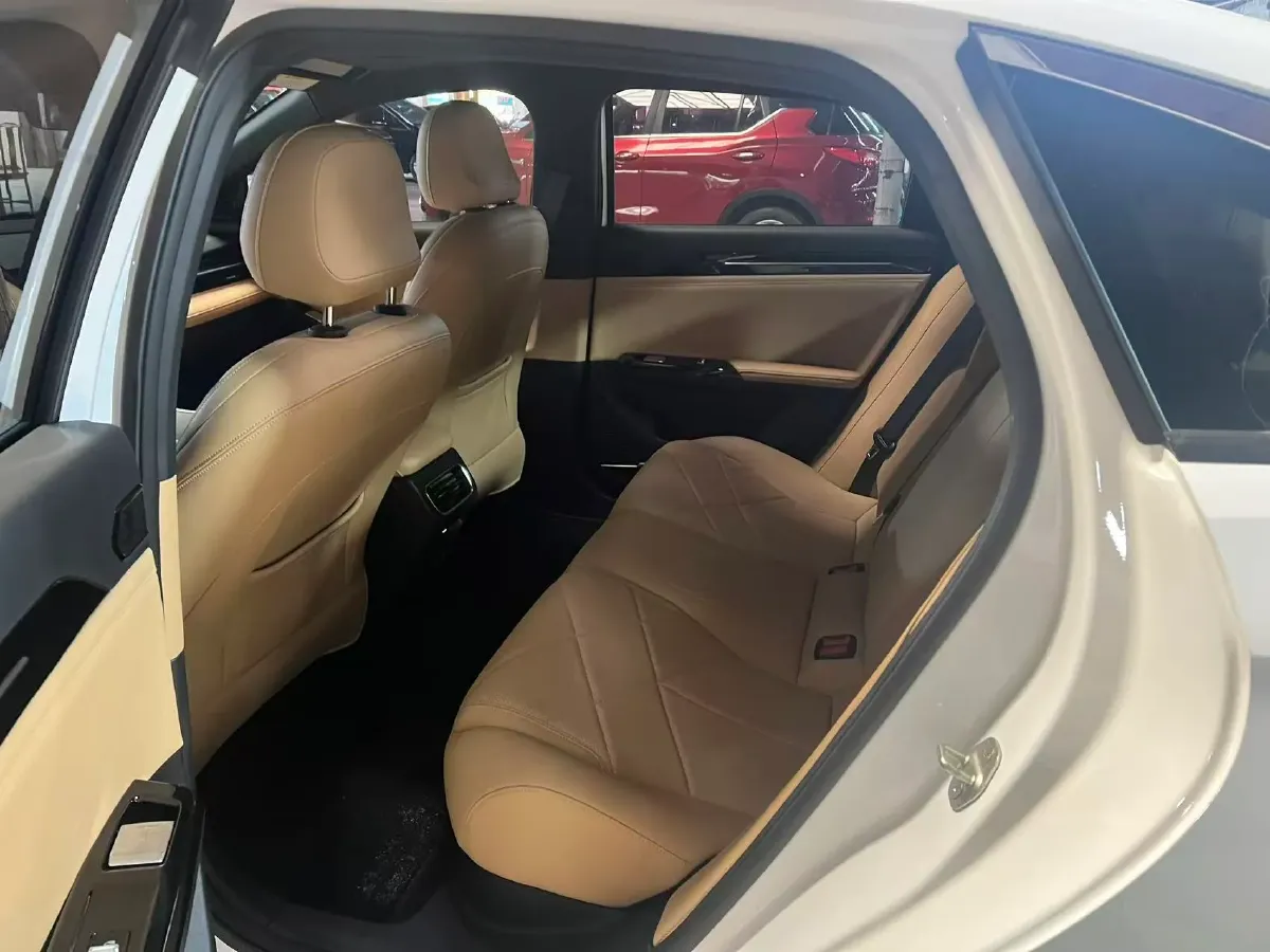 2024 Geely Galaxy L6 1.5T 163HP L4 3DHT PHEV,autocango,china used car exporter,china ev exporter,chinese used car exporter,chinese used ev exporter