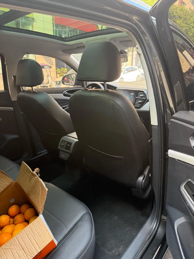 2022 Jetta VS7 1.4T 150HP L4 6AT,autocango,china used car exporter,china ev exporter,chinese used car exporter,chinese used ev exporter