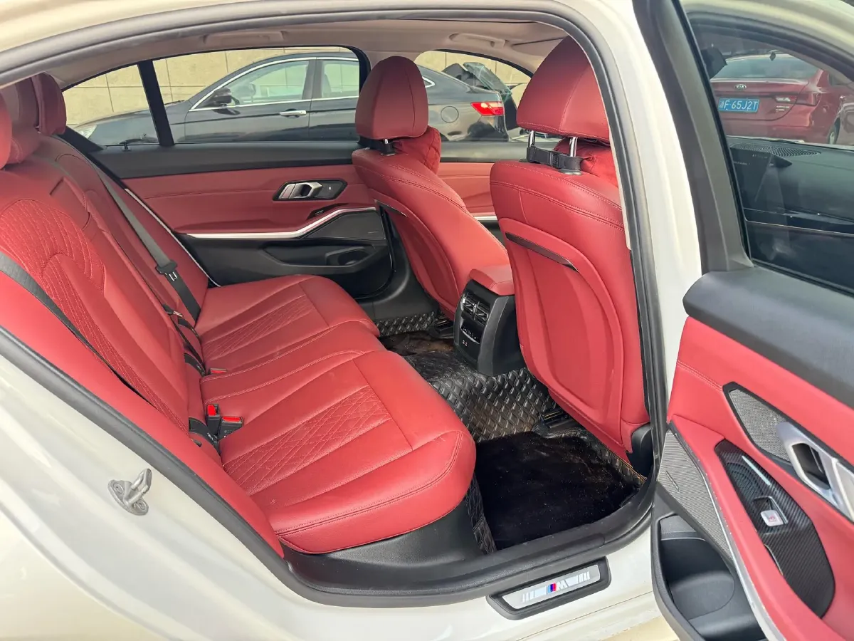 2023 BMW 3 Series 2.0T 184HP L4 8AT,autocango,china used car exporter,china ev exporter,chinese used car exporter,chinese used ev exporter