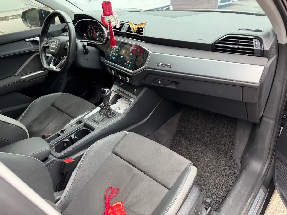 2022 Audi Q3 1.4T 150HP L4 7DCT,autocango,china used car exporter,china ev exporter,chinese used car exporter,chinese used ev exporter