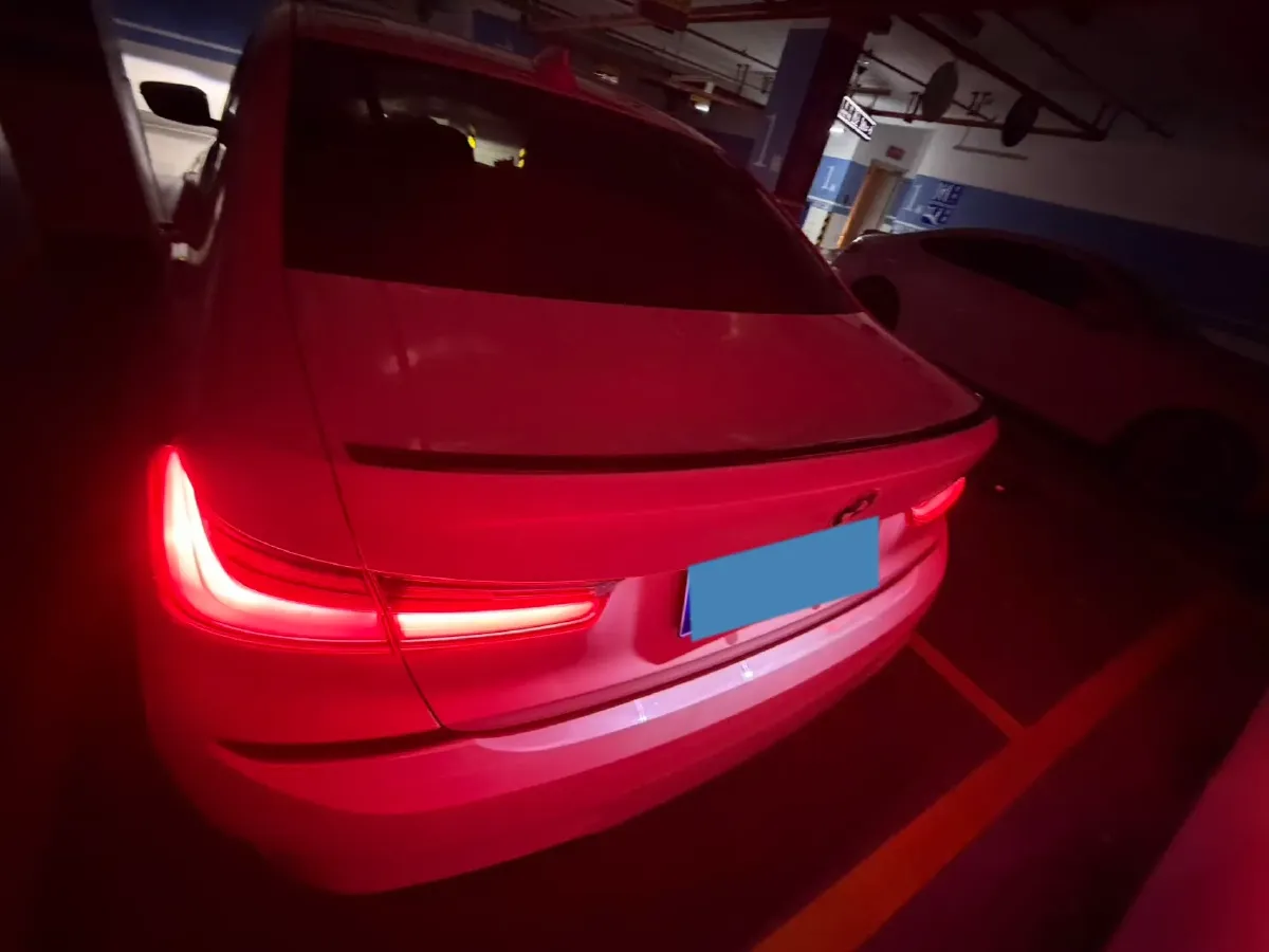 2022 BMW 3 Series 2.0T 184HP L4 8AT,autocango,china used car exporter,china ev exporter,chinese used car exporter,chinese used ev exporter