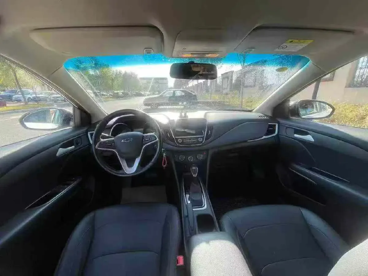 2020 Chevrolet Monza 1.0T 125HP L3 6DCT,autocango,china used car exporter,china ev exporter,chinese used car exporter,chinese used ev exporter