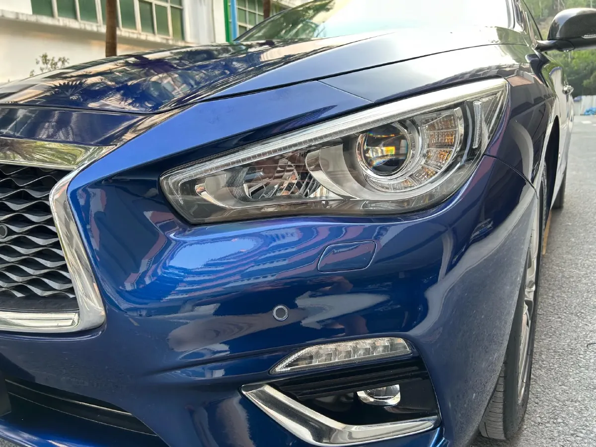 2018 Jeep Grand Commander 2.0T 265HP L4 9AT,autocango,china used car exporter,china ev exporter,chinese used car exporter,chinese used ev exporter