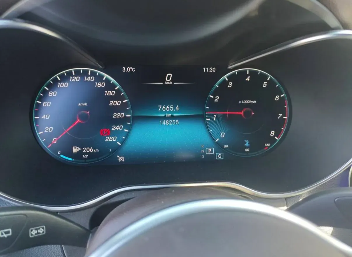 2021 Mercedes-Benz GLC Class 2.0T 197HP L4 9AT,autocango,china used car exporter,china ev exporter,chinese used car exporter,chinese used ev exporter