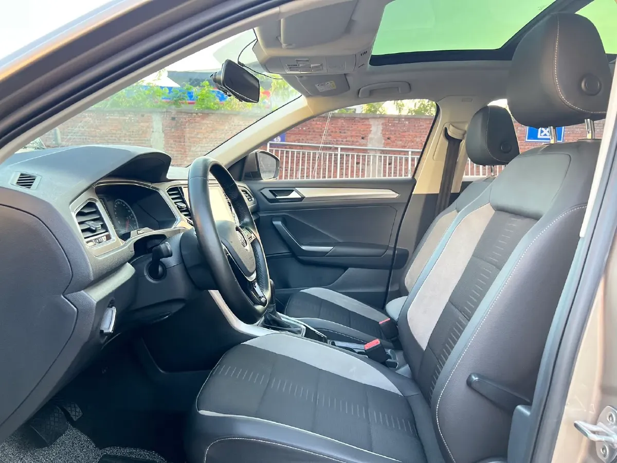 2018 Borgward BX5 1.8T 190HP L4 6AT,autocango,china used car exporter,china ev exporter,chinese used car exporter,chinese used ev exporter