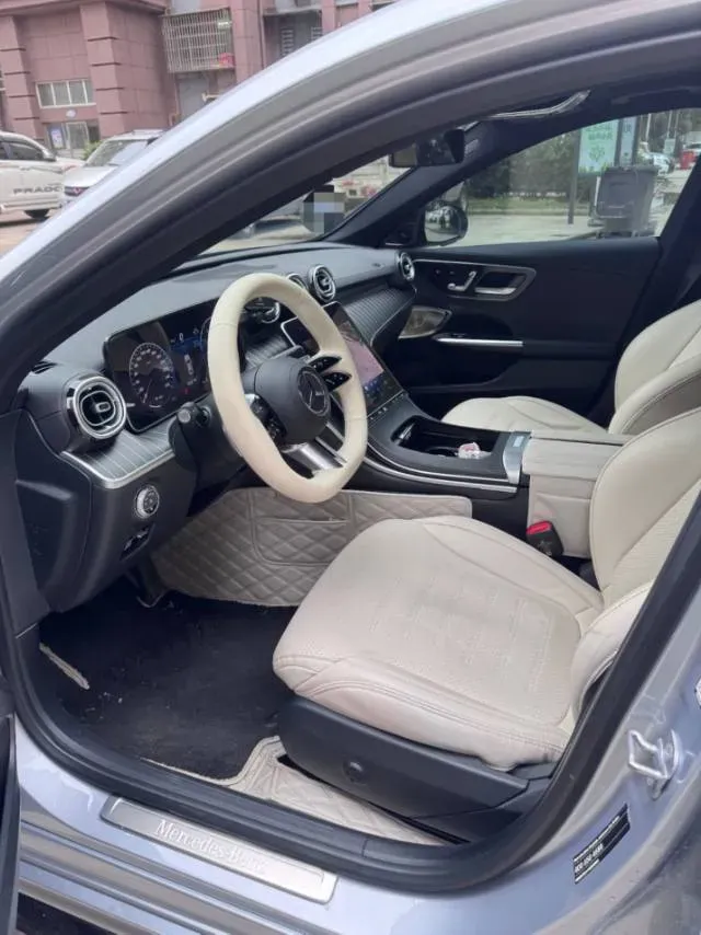 2024 Mercedes-Benz C Class 1.5T 204HP L4 9AT,autocango,china used car exporter,china ev exporter,chinese used car exporter,chinese used ev exporter