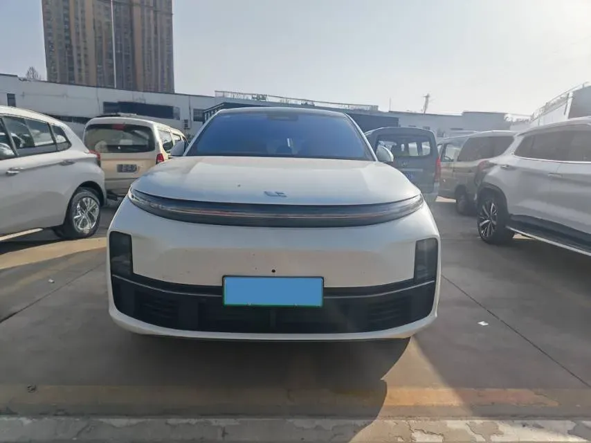 2023 Li L7 Range Extended 154HP REEV 40.9KWH,autocango,china used car exporter,china ev exporter,chinese used car exporter,chinese used ev exporter
