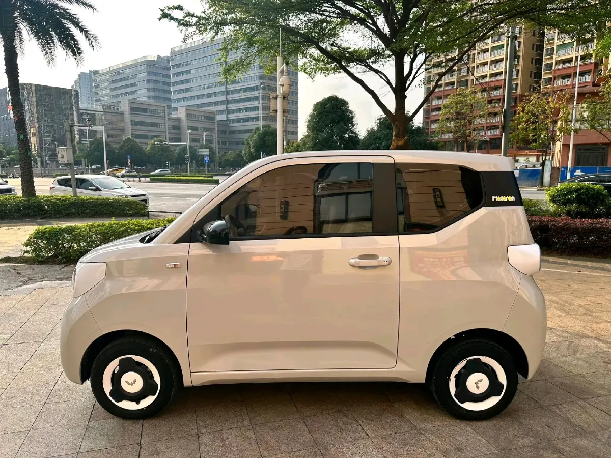 2024 WuLing HongGuang MINI EV BEV 17.3KWH,autocango,china used car exporter,china ev exporter,chinese used car exporter,chinese used ev exporter