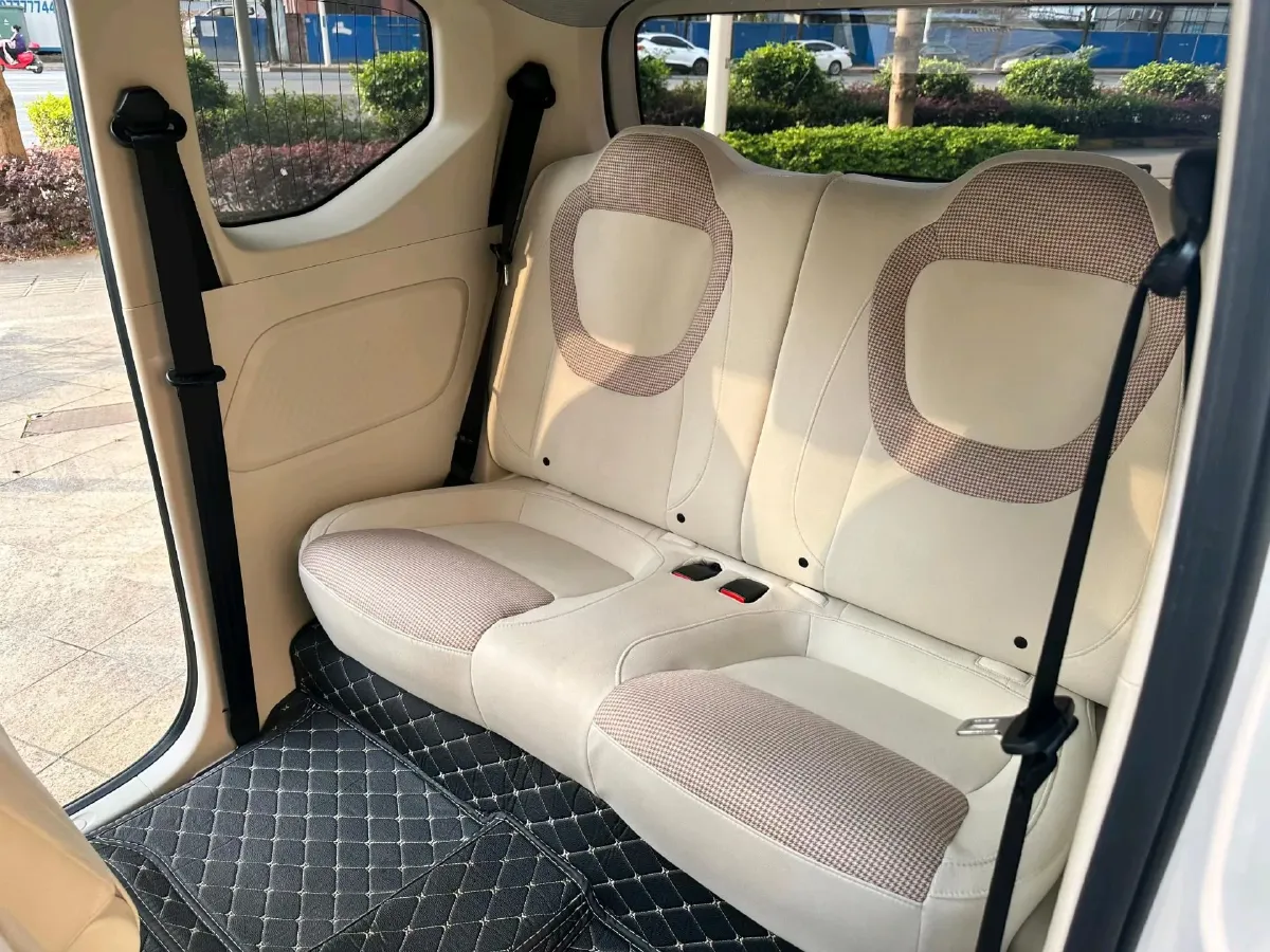 2024 WuLing HongGuang MINI EV BEV 17.3KWH,autocango,china used car exporter,china ev exporter,chinese used car exporter,chinese used ev exporter