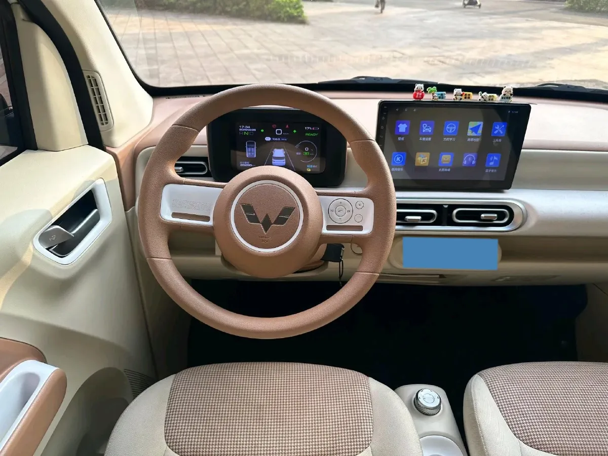 2024 WuLing HongGuang MINI EV BEV 17.3KWH,autocango,china used car exporter,china ev exporter,chinese used car exporter,chinese used ev exporter