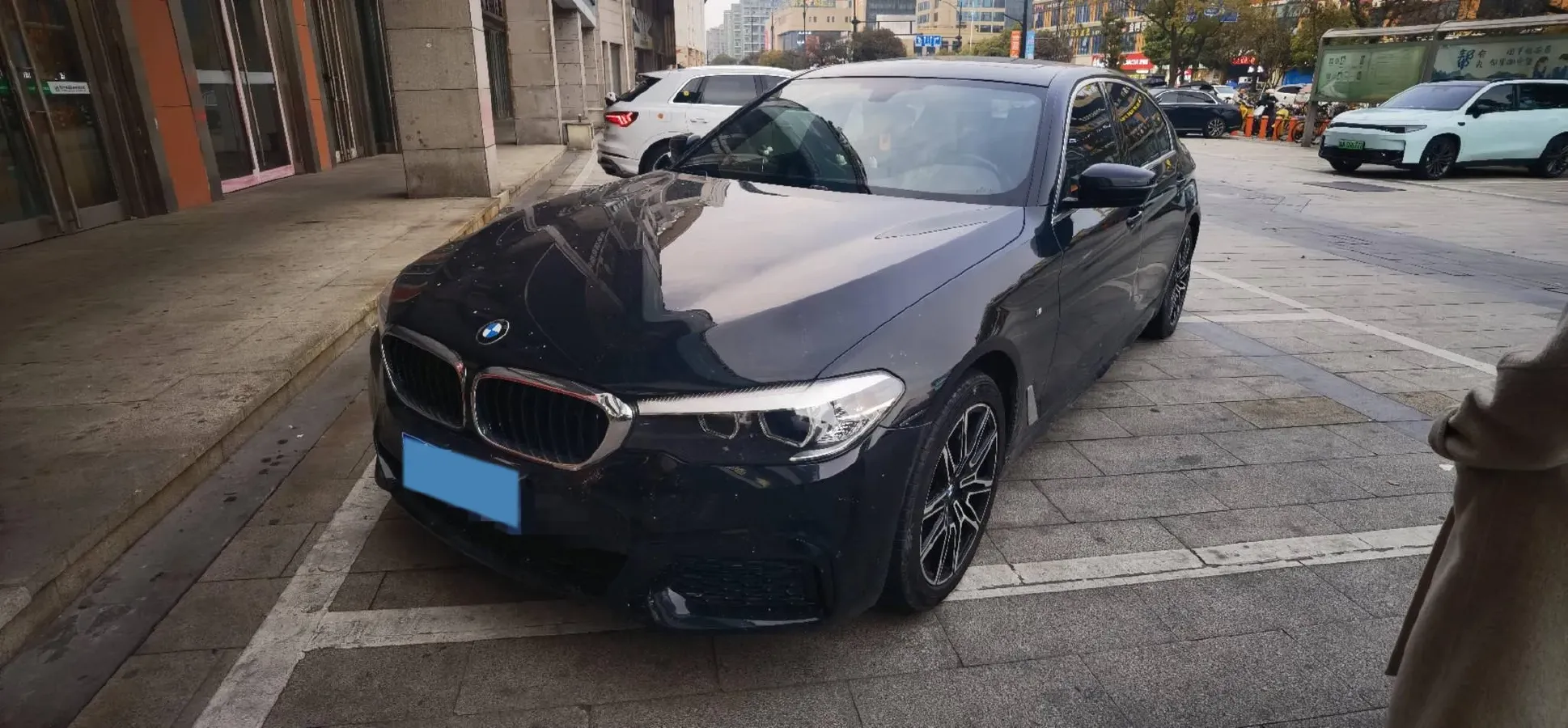 2020 BMW 5 Series 2.0T 184HP L4 8AT,autocango,china used car exporter,china ev exporter,chinese used car exporter,chinese used ev exporter