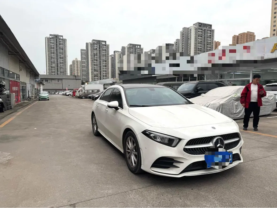 2021 Mercedes-Benz A Class 1.3T 163HP L4 7DCT,autocango,china used car exporter,china ev exporter,chinese used car exporter,chinese used ev exporter
