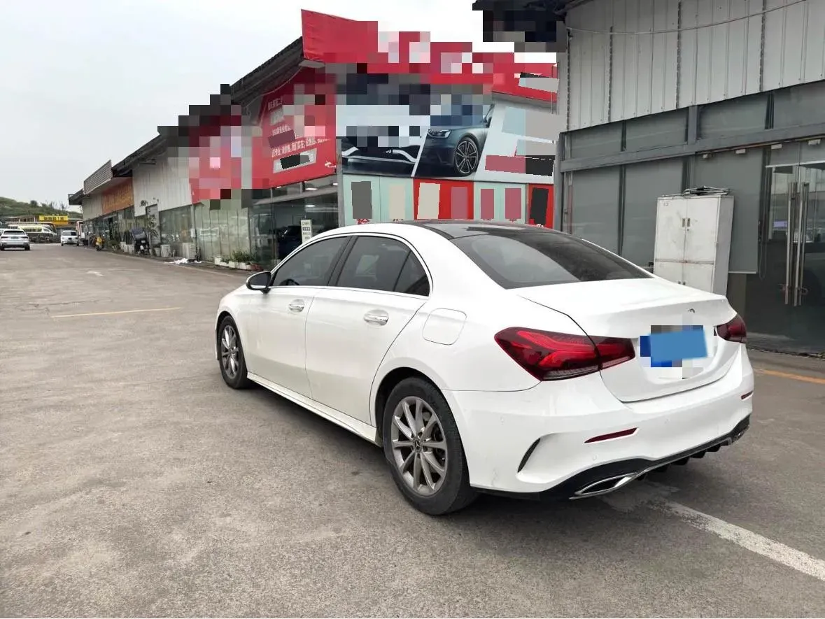2021 Mercedes-Benz A Class 1.3T 163HP L4 7DCT,autocango,china used car exporter,china ev exporter,chinese used car exporter,chinese used ev exporter