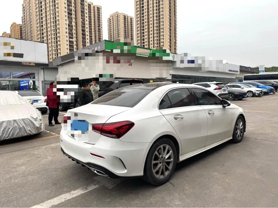 2021 Mercedes-Benz A Class 1.3T 163HP L4 7DCT,autocango,china used car exporter,china ev exporter,chinese used car exporter,chinese used ev exporter