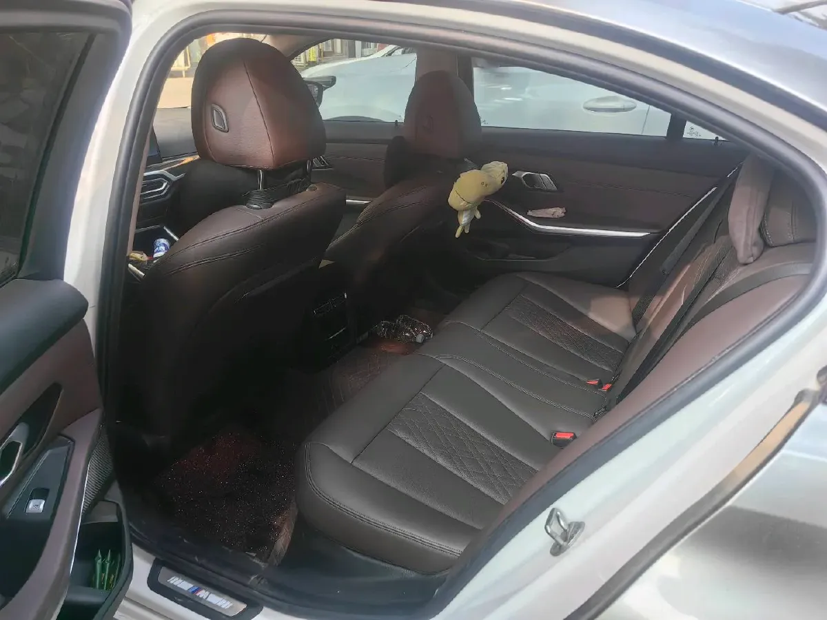 2023 BMW 3 Series 2.0T 184HP L4 8AT,autocango,china used car exporter,china ev exporter,chinese used car exporter,chinese used ev exporter