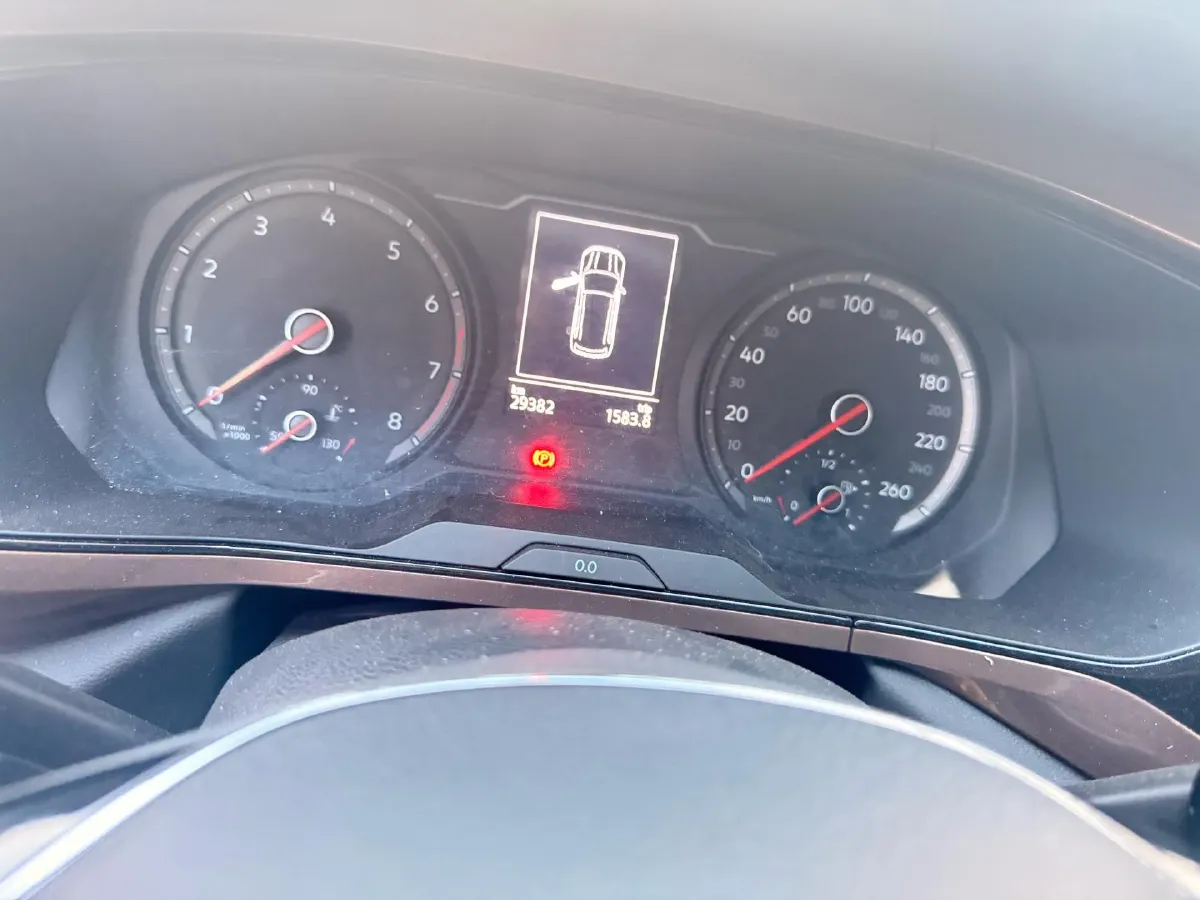 2019 MINI MINI 1.5T 102HP L3 7DCT,autocango,china used car exporter,china ev exporter,chinese used car exporter,chinese used ev exporter