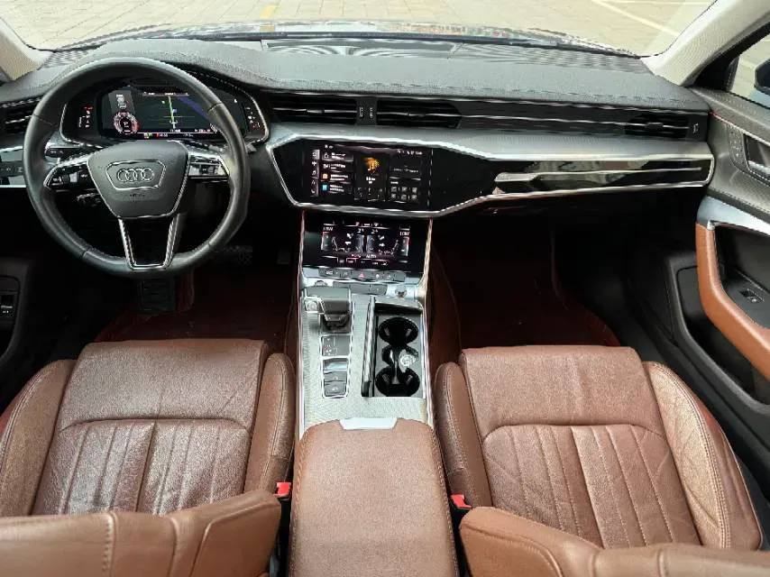 2021 Audi A6L 2.0T 224HP L4 7DCT,autocango,china used car exporter,china ev exporter,chinese used car exporter,chinese used ev exporter