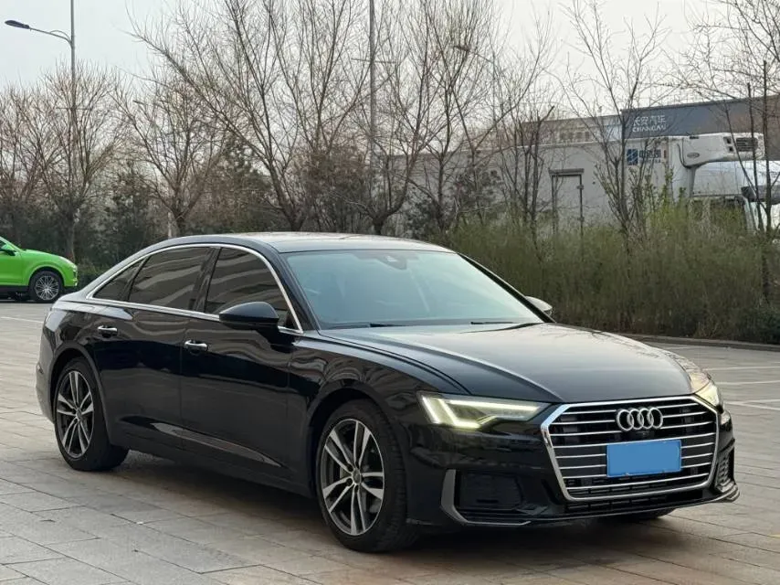 2021 Audi A6L 2.0T 224HP L4 7DCT,autocango,china used car exporter,china ev exporter,chinese used car exporter,chinese used ev exporter