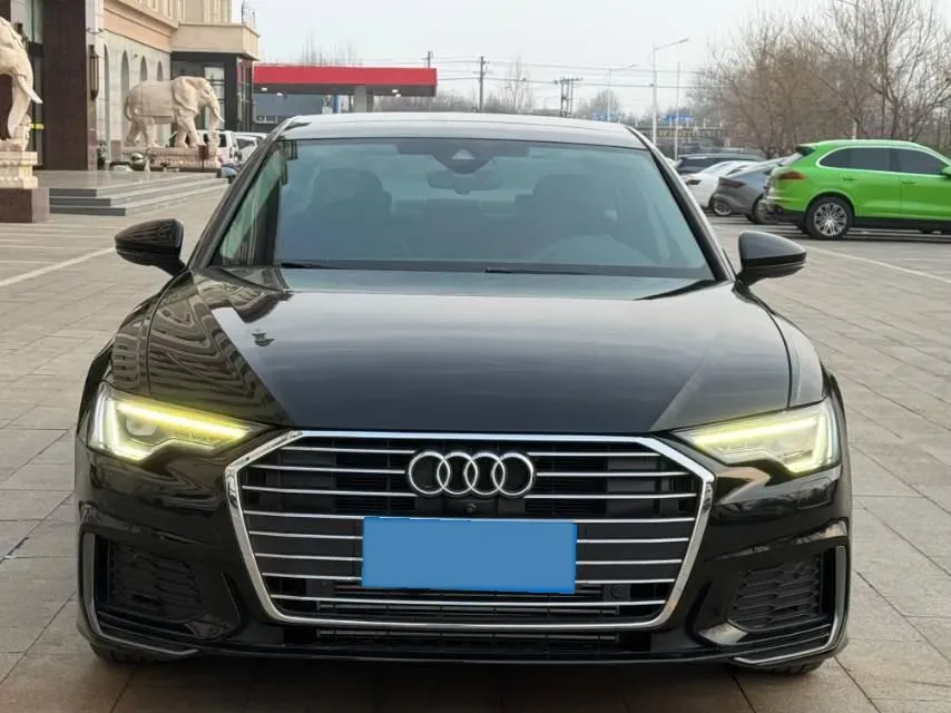 2021 Audi A6L 2.0T 224HP L4 7DCT,autocango,china used car exporter,china ev exporter,chinese used car exporter,chinese used ev exporter