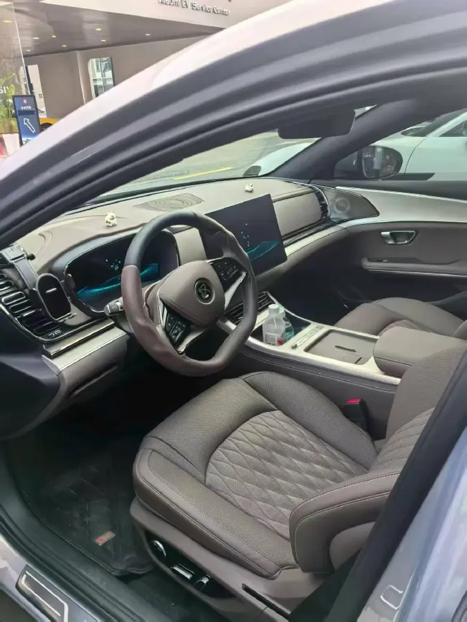 2025 BYD Han 1.5T 156HP L4 E-CVT PHEV,autocango,china used car exporter,china ev exporter,chinese used car exporter,chinese used ev exporter