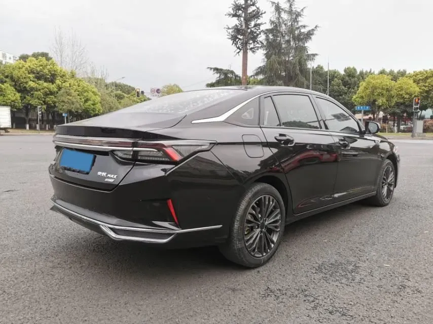 2021 DongFeng Aeolus YiXuan MAX 1.5T 190HP L4 7DCT,autocango,china used car exporter,china ev exporter,chinese used car exporter,chinese used ev exporter