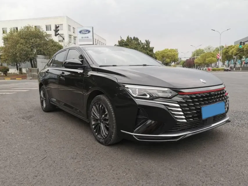 2021 DongFeng Aeolus YiXuan MAX 1.5T 190HP L4 7DCT,autocango,china used car exporter,china ev exporter,chinese used car exporter,chinese used ev exporter