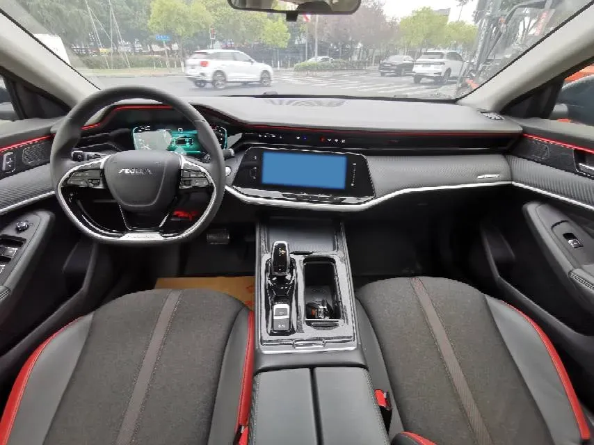 2021 DongFeng Aeolus YiXuan MAX 1.5T 190HP L4 7DCT,autocango,china used car exporter,china ev exporter,chinese used car exporter,chinese used ev exporter