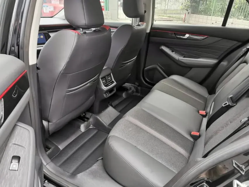 2021 DongFeng Aeolus YiXuan MAX 1.5T 190HP L4 7DCT,autocango,china used car exporter,china ev exporter,chinese used car exporter,chinese used ev exporter