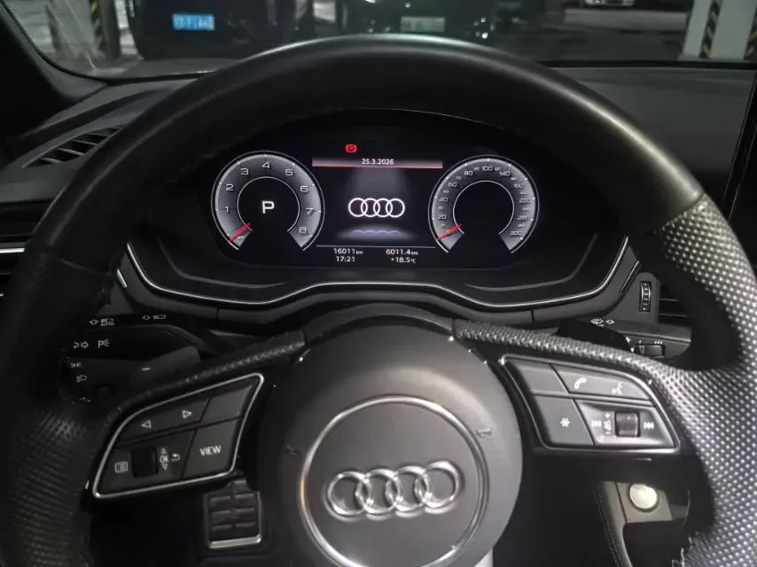 2024 Audi A4L 2.0T 190HP L4 7DCT,autocango,china used car exporter,china ev exporter,chinese used car exporter,chinese used ev exporter