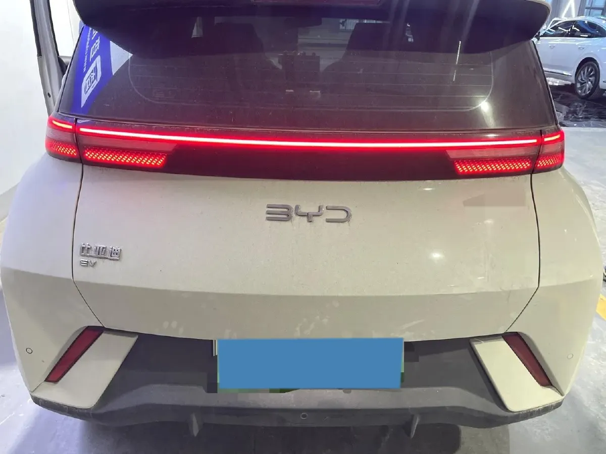 2025 BYD Seal05 DM-i 1.5L 101HP L4 E-CVT PHEV 7.68KWH,autocango,china used car exporter,china ev exporter,chinese used car exporter,chinese used ev exporter
